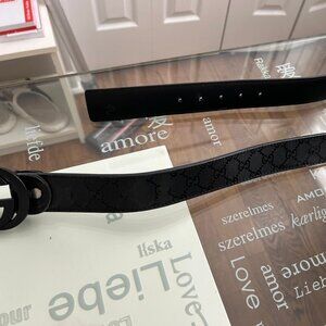 Gucci Balck womans Belt size S-M